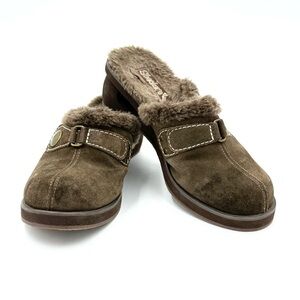 Skechers Brown Suede Mules with Plush Lining Size 7.5